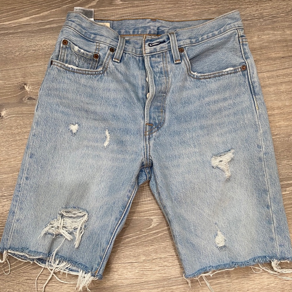 Levi knee length Bermuda shorts